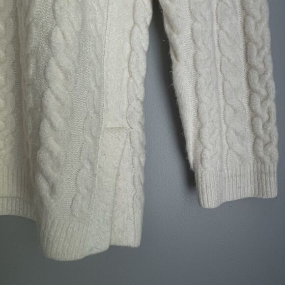 Talbots Cable Knit Sweater Size MP Cream Chunky Fisherman Turtleneck - Picture 8 of 14